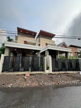 Rumah Mewah 2 Lantai Di Jalan Kaliurang Km 12,5