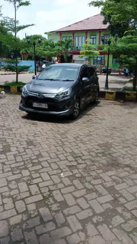 Dijual Toyota Agya TRD 1,2 THN 2019