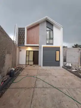Rumah Mezanine nempel terminal Pondok Cabe