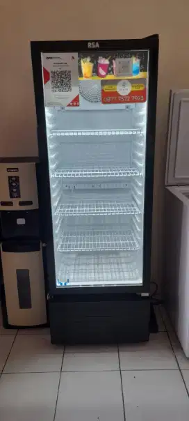 Showcase RSA 240.R like new