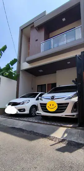 Dijual Rumah Modern Bangunan Baru Siap Huni Pondok Kelapa Bebas Banjir