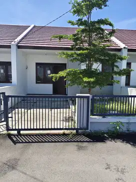Rumah Baru Siap Huni Di Antapani Tengah Dekat Terminal Antapani