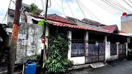 Rumah Luas Dekat Dengan Pintu Tol Becakkayu