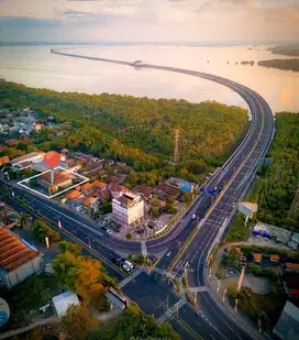 Ruko Gandeng 5 unit bypass Nusa Dua