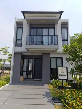 Rumah Baru Lily Paramount Petals Exit Toll Bitung di Curug Tangerang