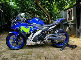 Yamaha R25 movistar 2016