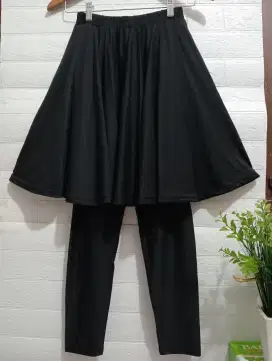 PRELOVED PRIBADI ROK LEGGING OLAHRAGA WANITA MUSLIMAH PAYUNG STANDART