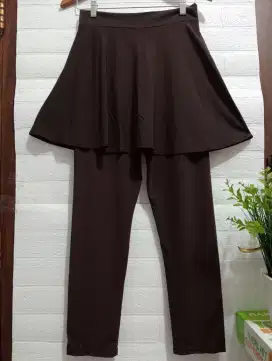 PRELOVED PRIBADI ROK LEGGING OLAHRAGA WANITA MUSLIMAH