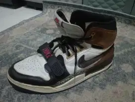 SEPATU NIKE AIR JORDAN LEGACY