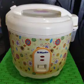 Magic com Kecil MIYAKO 0,63 liter sampai 1,85 Liter