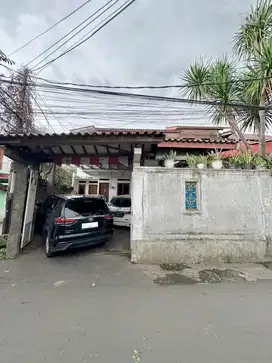 Dijual Rumah Hook Bonus Kost Pasar Minggu