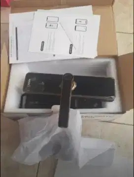 Smart Door Lock Zehn