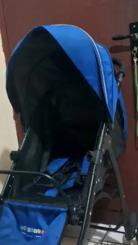Troler bayi bekas layak pakai