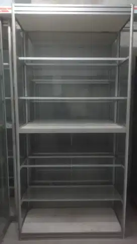 RAK KACA SERBAGUNA