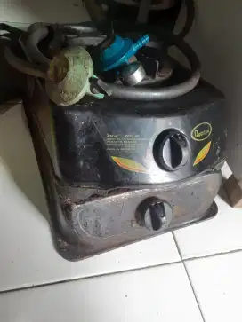 Jual kompor merek kuantum ada 2 kumpor  murah meriah
