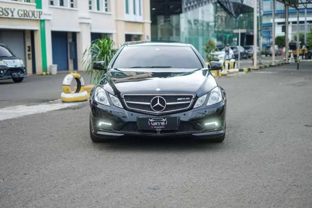 MERCEDES-BENZ E250 2011