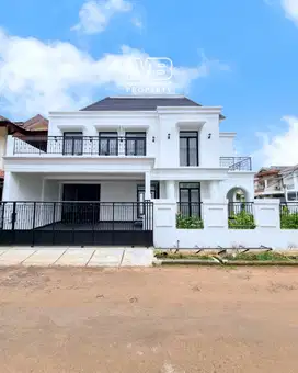 DIJUAL RUMAH BARU HOEK AMERICAN CLASSIC WITH POOL, MARTILANG BINTARO