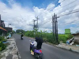 10 Menit Bandara Adisucipto Yogyakarta, Tanah Tepi Aspal cocok Usaha