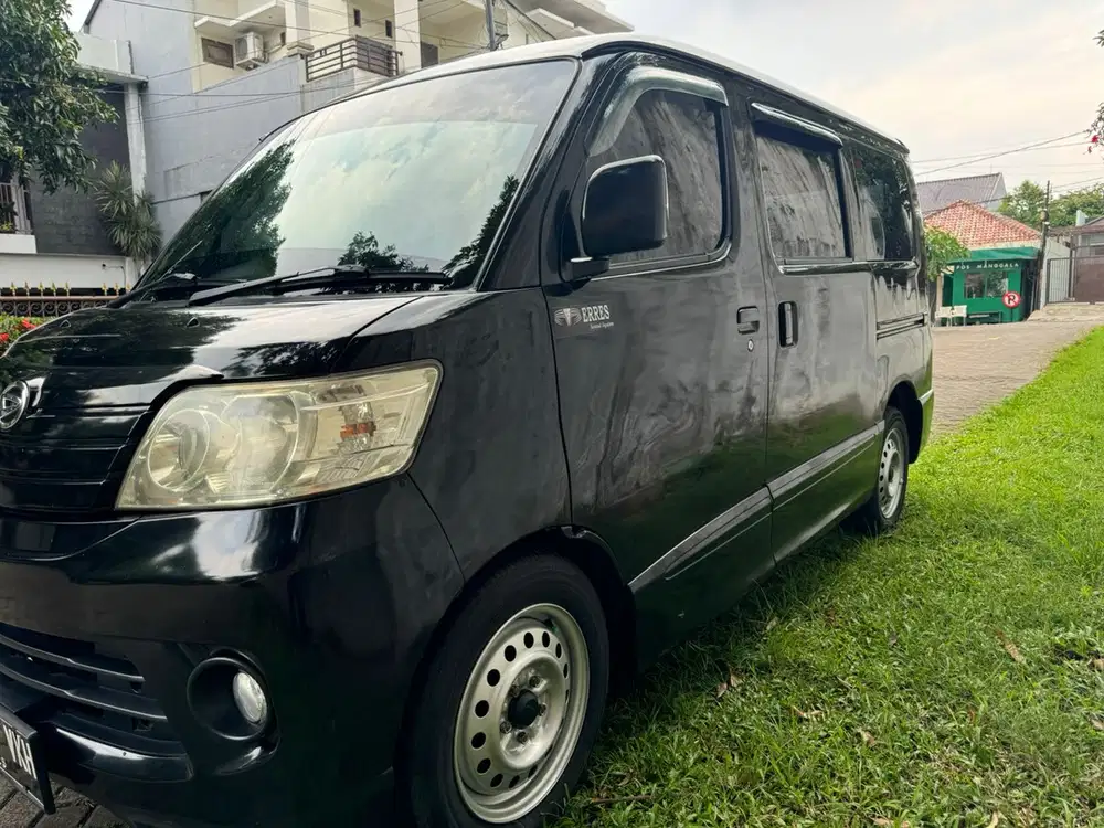 Daihatsu Luxio 2015 Bensin