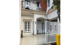 Dijual Rumah Cantik Bebas Banjir Di Cluster Taman Puspa Semi Furnish