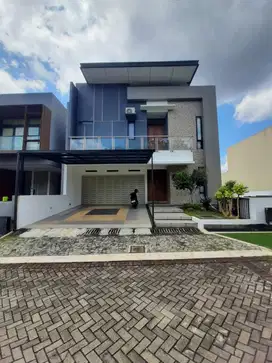 Di Jual Rumah di Candi Golf, Semarang Atas