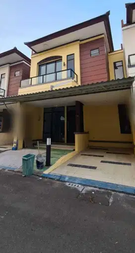 Dijual Rumah Sudah Renovasi di Lavon Swancity Full Canopy Free AC