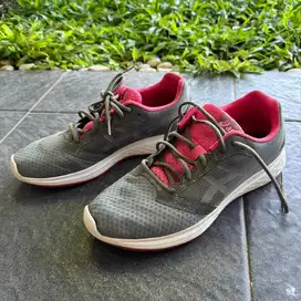 Sepatu asic patriot 10 female