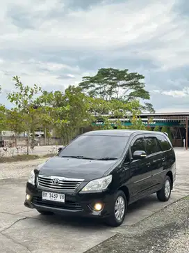 Innova G diesel 2012