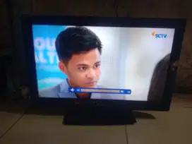 Tv lcd 32in merk lg analog normal siap kirim