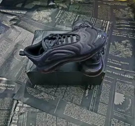 Nike Air Max 720 Full Black Second