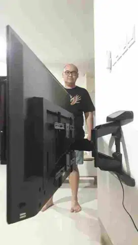 jual & pasang bracket swivel double arm utk gantungan tv led di tembok