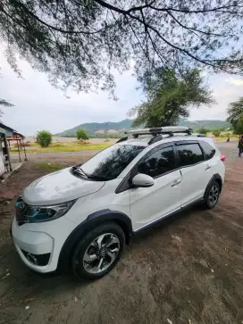 Honda brv 1.5E MT 2017 tangan pertama