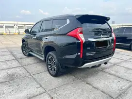 Mitsubishi Pajero Sport 2.4L Dakar Rockford 4x2 At 2018