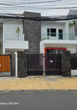 Dijual Turun Harga Rumah Pinggir Jalan Raya Pulomas Jakarta Timur