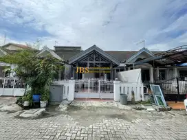 Dijual Villa di Komplek Cemara Hijau - Medan Kondisi Siap Huni