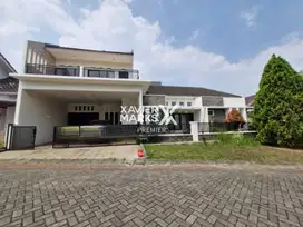 Rumah Mewah Hook 4 Kamar di Villa Puncak Tidar Malang