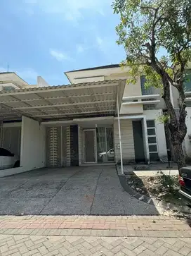 Rumah Malibu Beach Pakuwon City Surabaya Timur