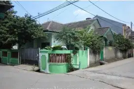 Rumah Hook Luas Tanah 220 m2 Lokasi Strategis di Perumahan Jati Makmur