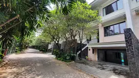 Townhouse Tipe 400 dekat Kemang, Senopati, dan Kuningan