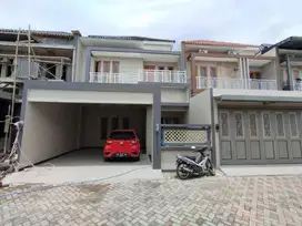 Rumah minimalis 2 lantai dekat RS Oen & Al Azhar solo baru