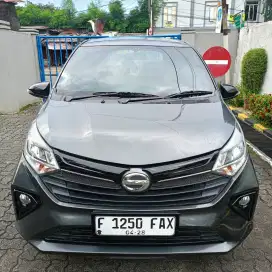 Sigra R deluxe matic 2023 DP 5 JT nego angsuran 3,5 etol bensin