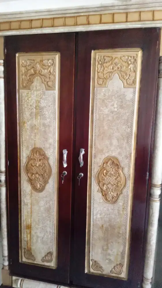 Lemari 2pintu Jati Peluru Motif Marmer