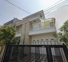 Jual cepat-RUMAH GREEN VILLE dkt taman ratu/tanjung duren/duri kepa