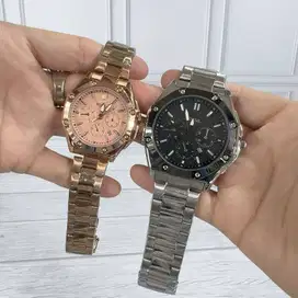 SEPASANG JAM TANGAN HARMONI;S