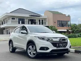 HONDA HRV S CVT 2018 PUTIH ISTIMEWA SIAP PAKAI