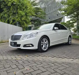 (TDP: 50JT) Mercedes Benz E300 2010 Avantargarde AMG low km e 300