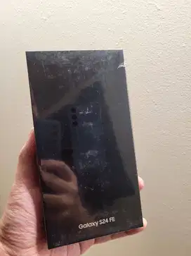 SAMSUNG Galaxy S24FE 8 256 Baru