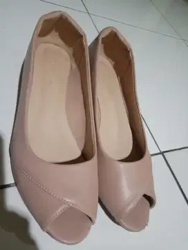 Sepatu wanita perempuan pump shoes wedges cream pink purple pale soft