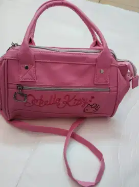 Tas slempang anak perempuan motif hello kitty
