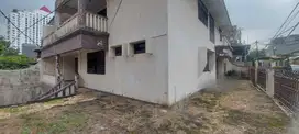 Rumah Hook di Lokasi Strategis di daerah Tebet Jakarta Selatan
